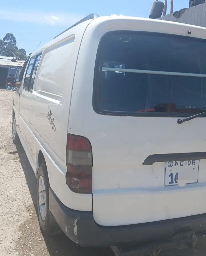 Toyota Shark 2007 Manual Van – photo 3