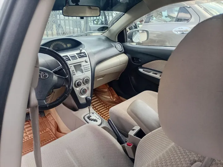Toyota Yaris Belta 2007 – photo 3