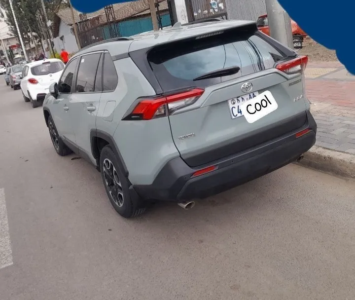 Toyota RAV4 Level 1 2023 Automatic – photo 4