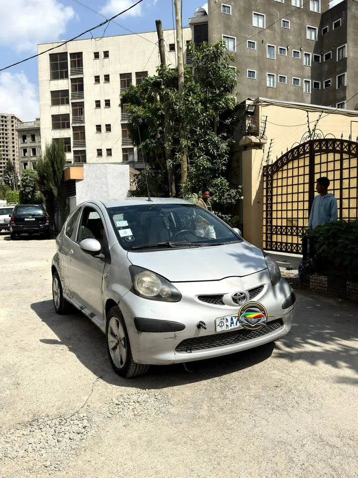 Toyota Aygo 2007 Manual – photo 6