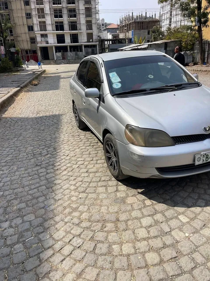 Toyota Platz 2001 Automatic – photo 5