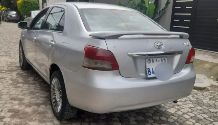 Toyota Yaris Belta 2008 – photo 3
