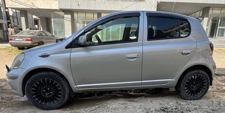 Toyota Platz 2002 Automatic – photo 5