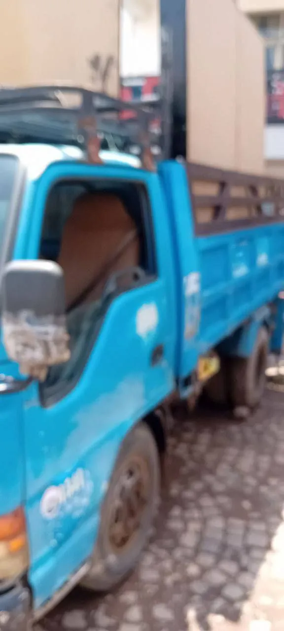 Isuzu Duda 2001 Truck – photo 3