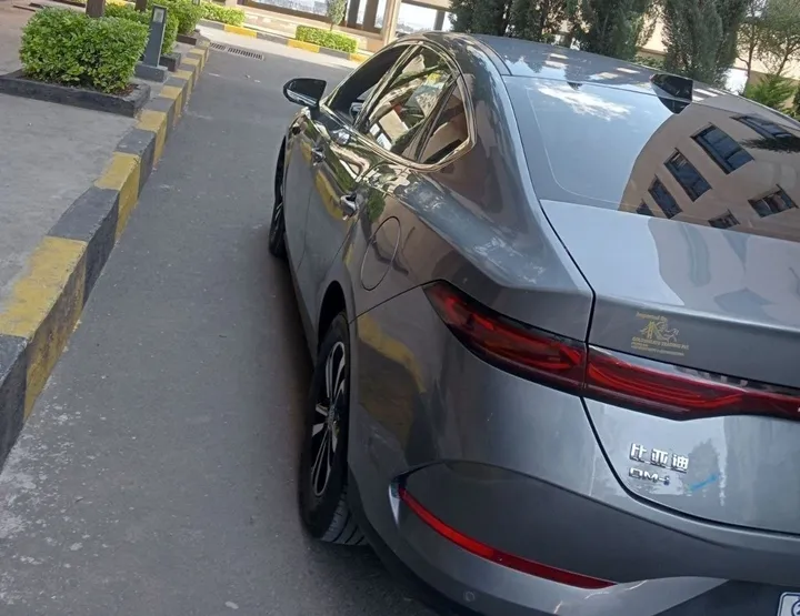 BYD Qin Plus DM-i Hybrid 2025 – photo 5