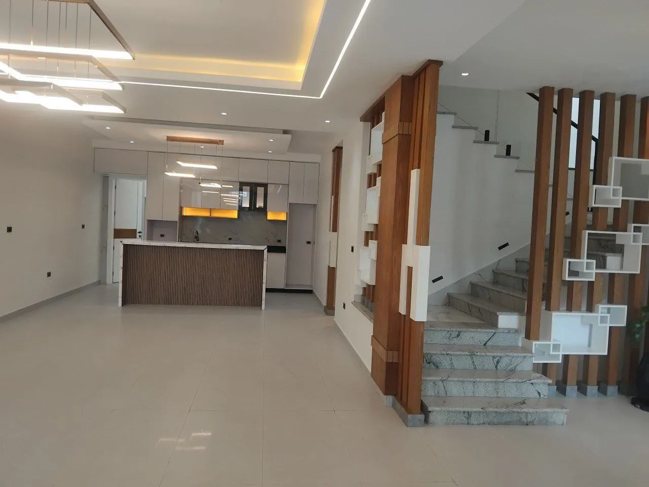 G+2 Luxury Terrace House in Ayat – photo 4
