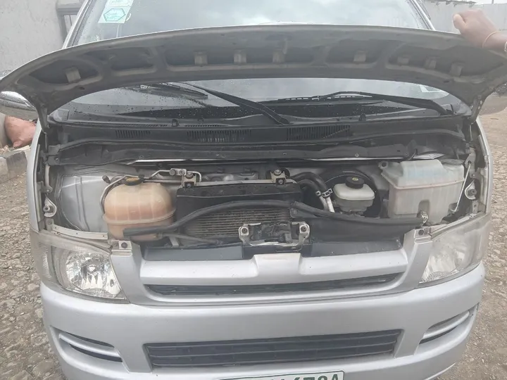 Toyota Prado 2016 2017 Hiace 2017 – photo 5