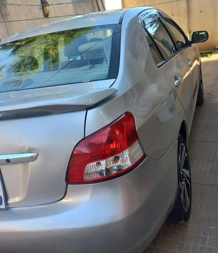 Toyota Yaris Belta 2010 Automatic – photo 4