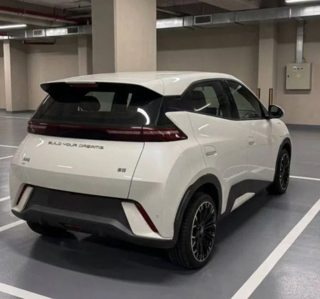 2025 BYD Electric Hatchback – photo 5