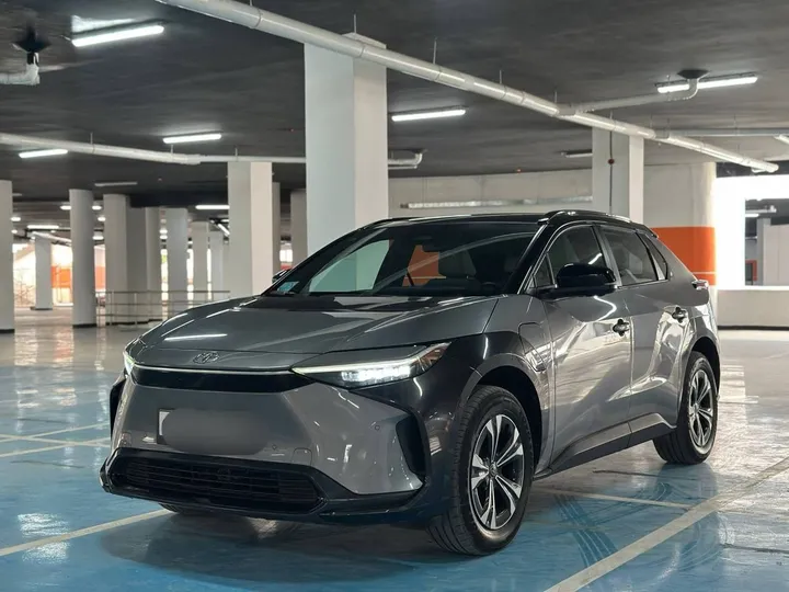 Toyota BZ4X AWD 2023 – photo 7