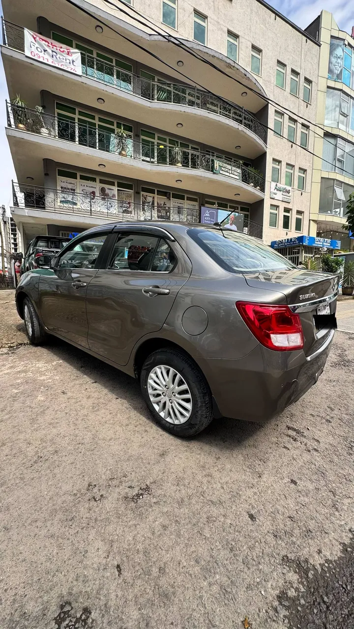 Suzuki Dzire 2023 Automatic 1.2L – photo 4