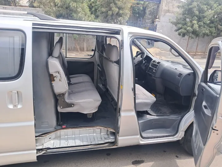 Toyota Dolphin D4D 2008 – photo 4