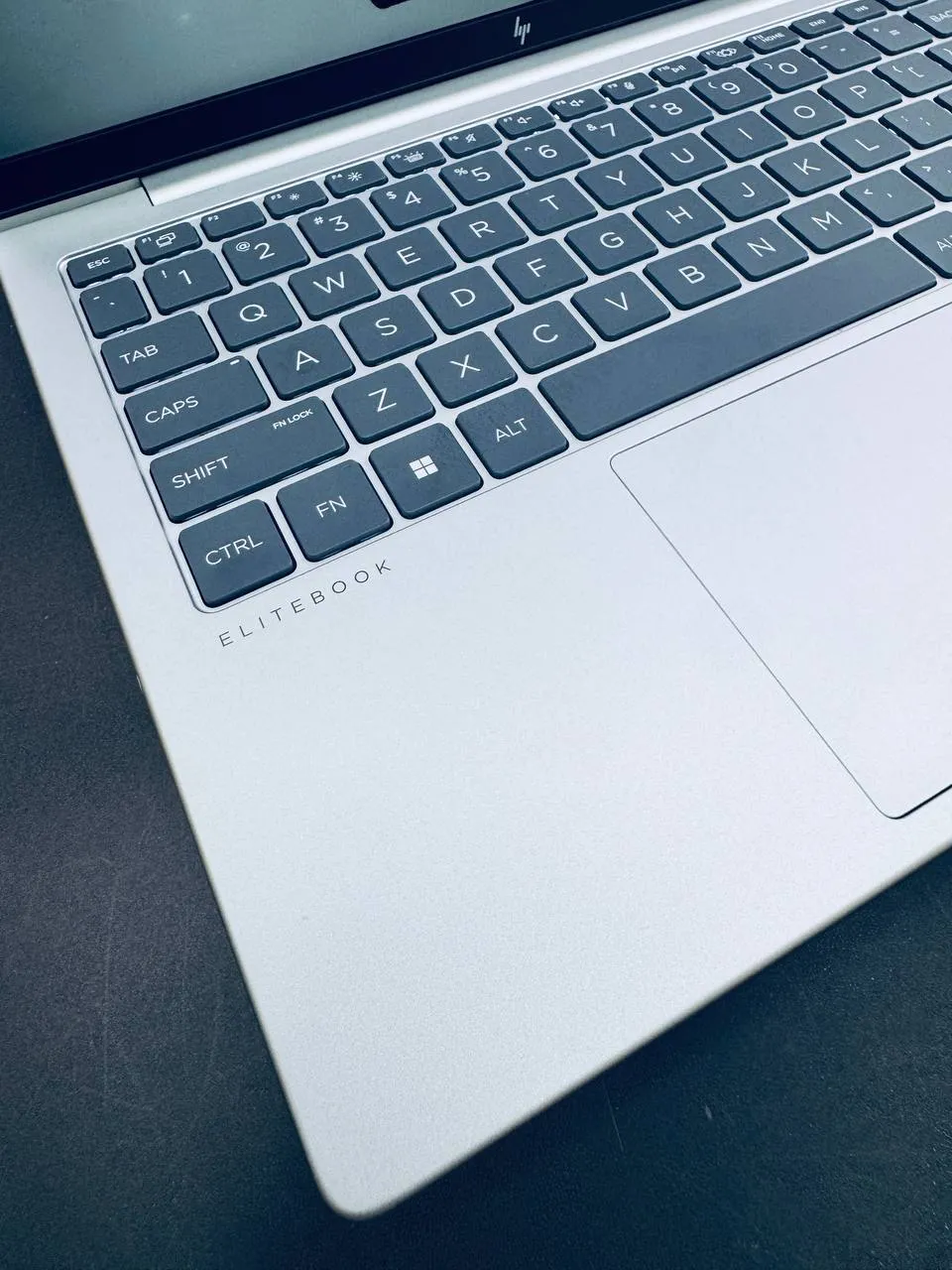 HP EliteBook 630 G11 Ultra 7 – photo 7