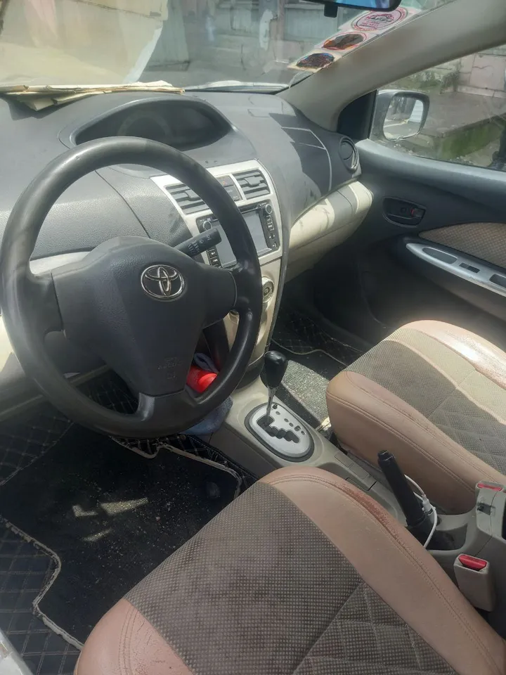 Toyota Yaris Belta 2007 Automatic – photo 4