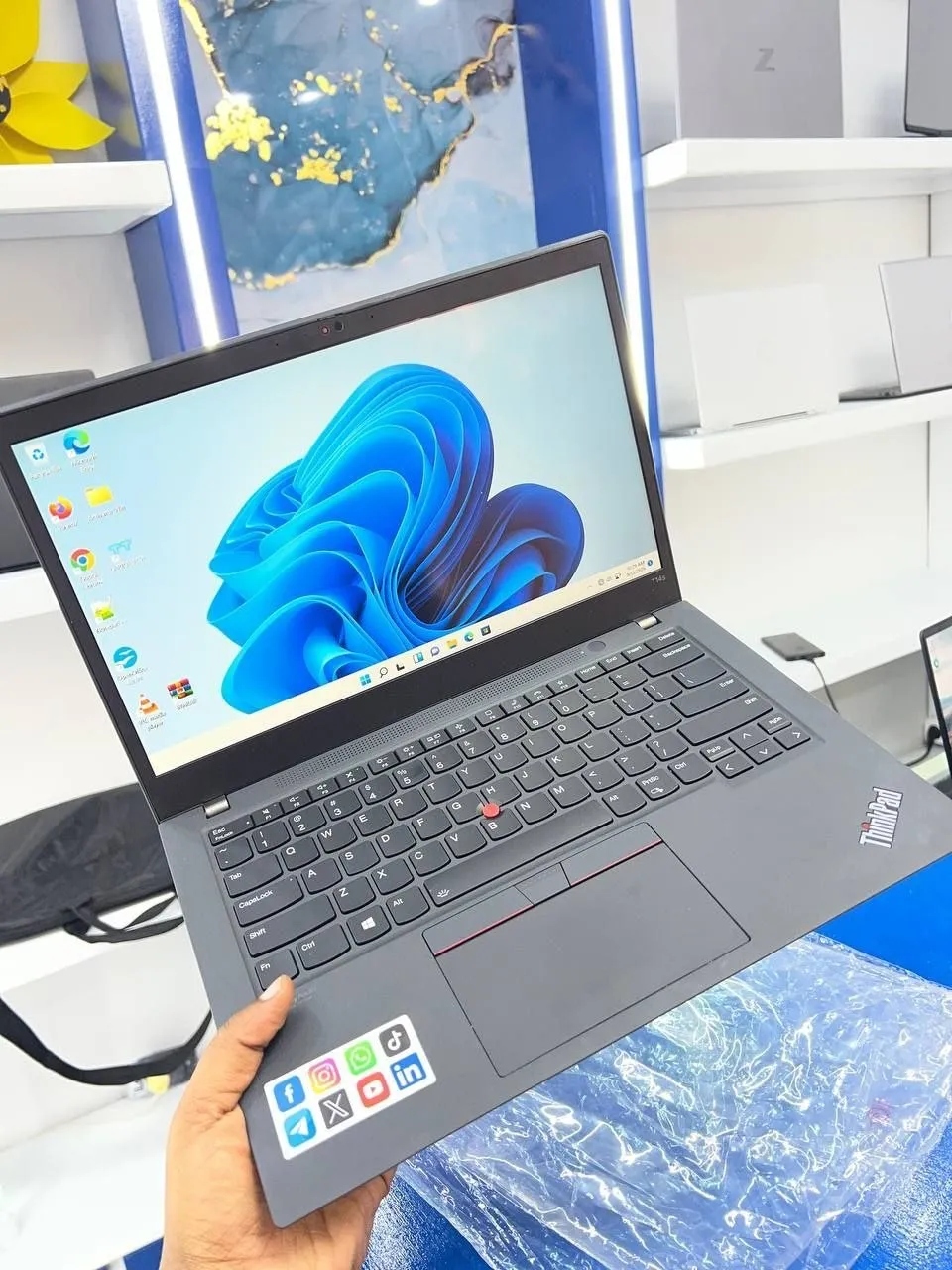 Lenovo ThinkPad T14s Gen 3 Touch – photo 3