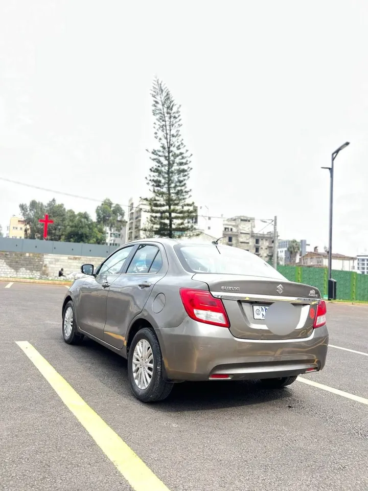 Suzuki Dzire 2021 Automatic – photo 6