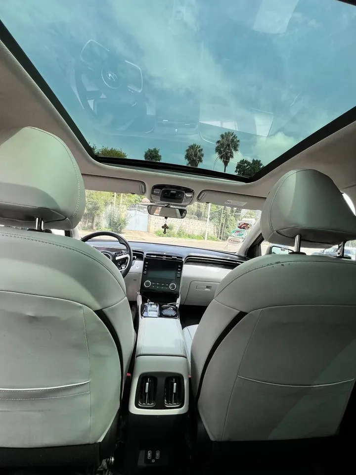Hyundai Tucson 2022 Automatic – photo 3