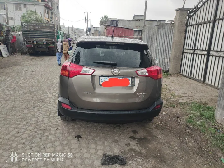 Toyota RAV4 2014 Automatic AWD – photo 5