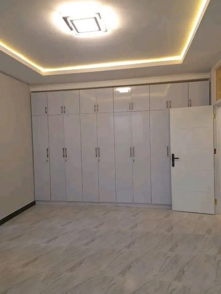 3 Bedroom Apartment Summit 72 – photo 7