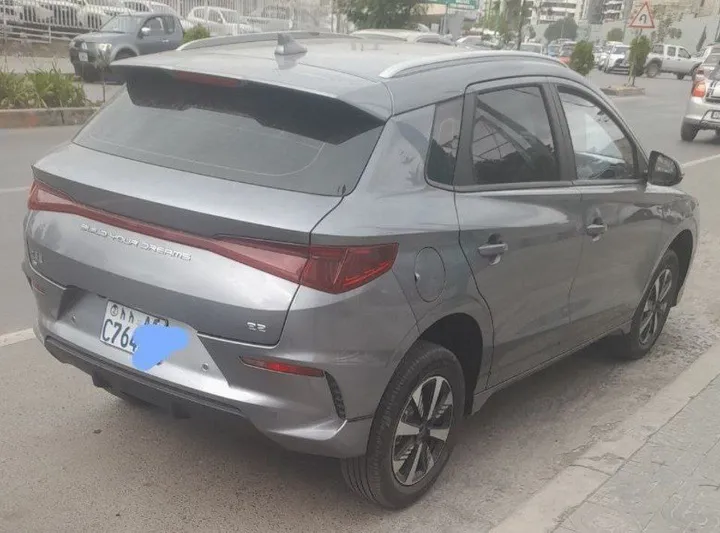 BYD e2 2025 Electric – photo 4