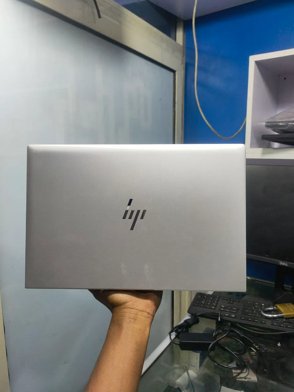 HP Elitebook 830 G8 Laptop – photo 4