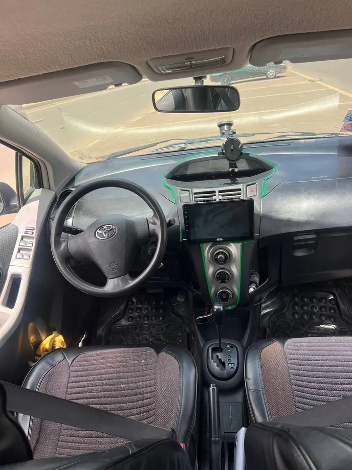 Toyota Compact 2007 Automatic Silver – photo 5
