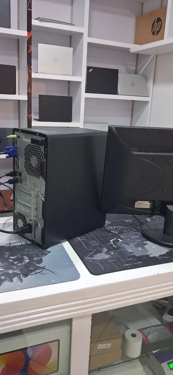 HP ProDesk 400 G5 Desktop – photo 3