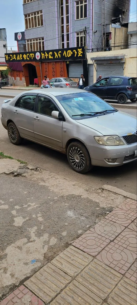 Toyota Corolla 2005 Automatic – photo 3