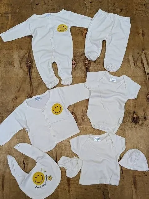 8 Pcs Newborn Baby Clothing Set – photo 4