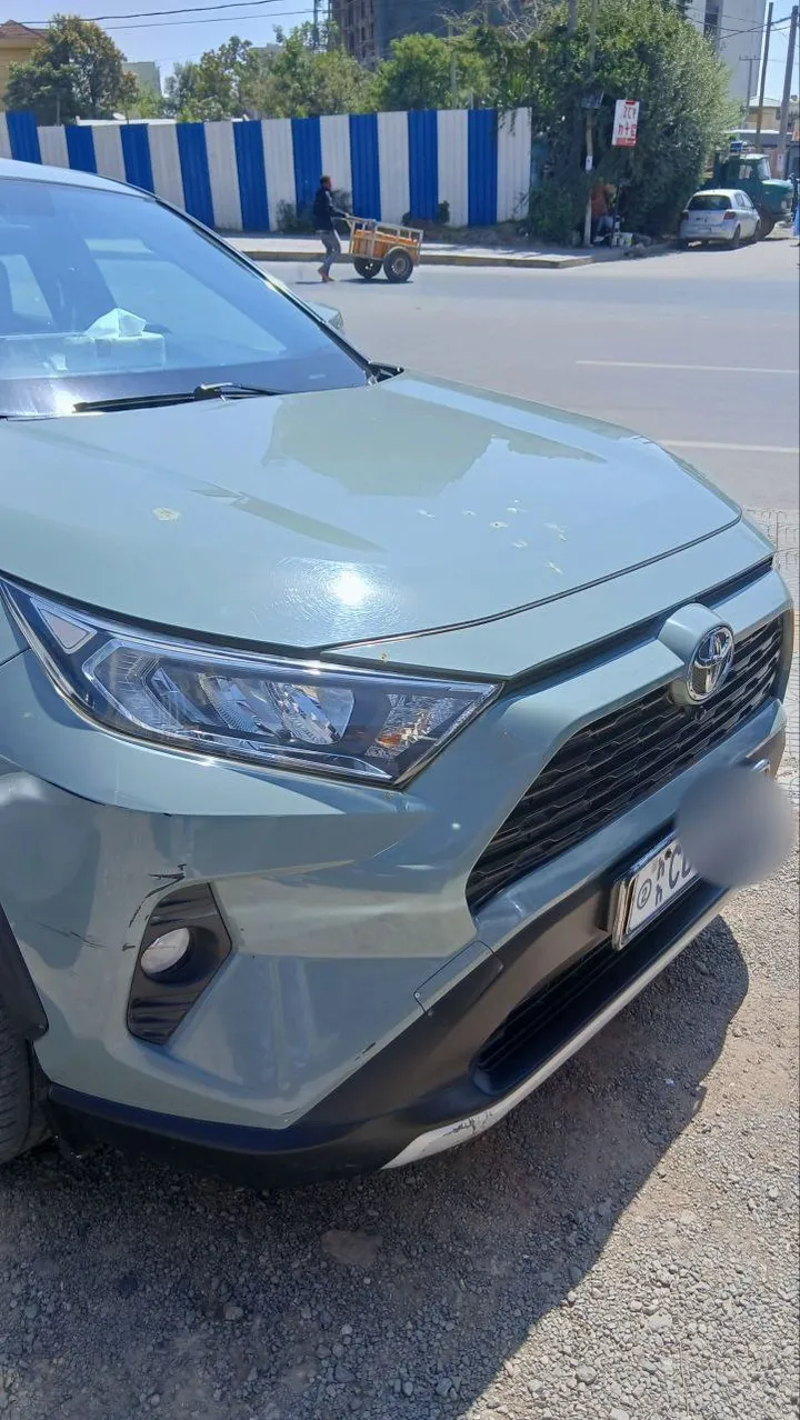Toyota RAV4 2021 Automatic 2.0L – photo 6