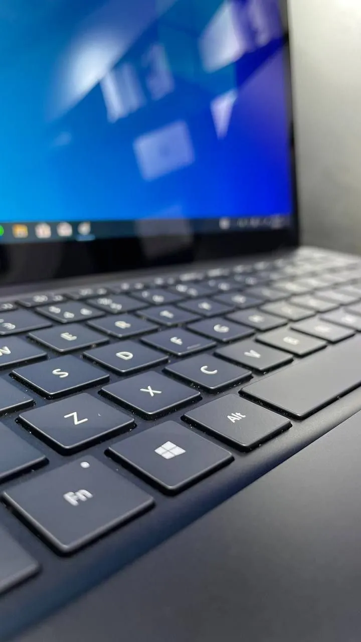 Microsoft Surface i7 11th Gen – photo 4