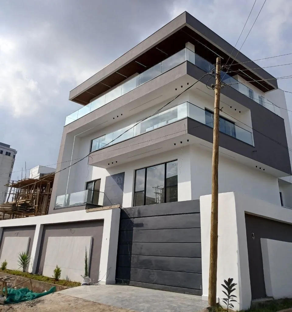 Modern G+2 House in Megenagna – photo 3