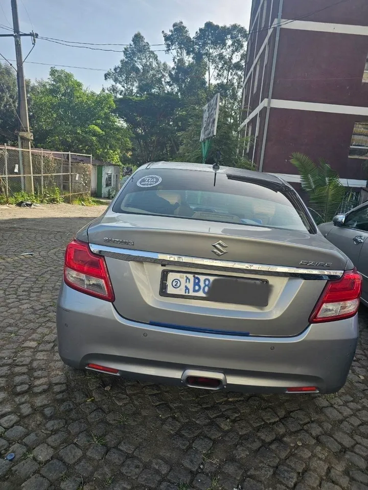 2021 Suzuki Dzire Sedan – photo 3