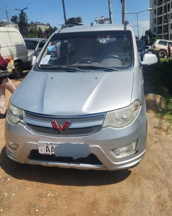 Wuling Hongguang S 2018 – photo 5
