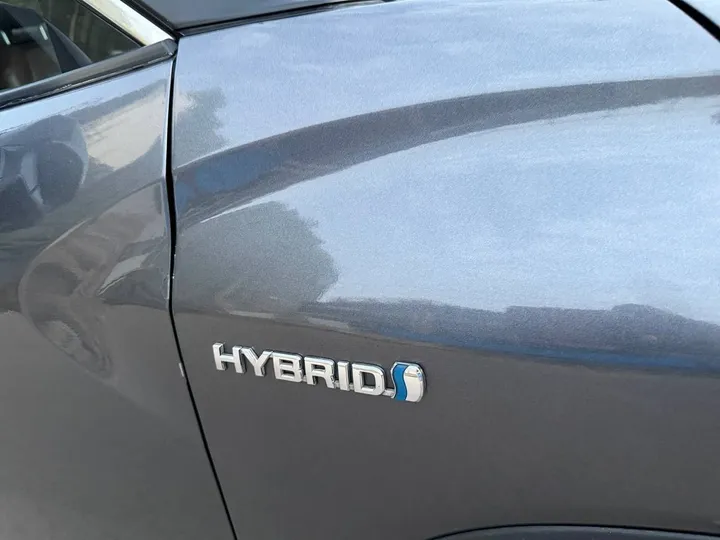 Toyota Corolla Cross Hybrid 2022 – photo 3