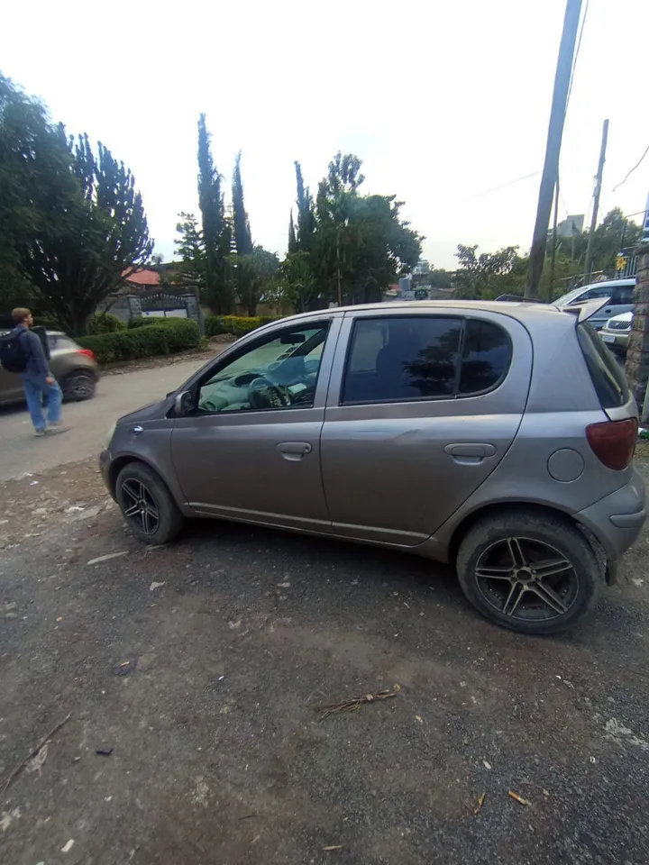 Toyota Vitz 2004 Automatic – photo 8
