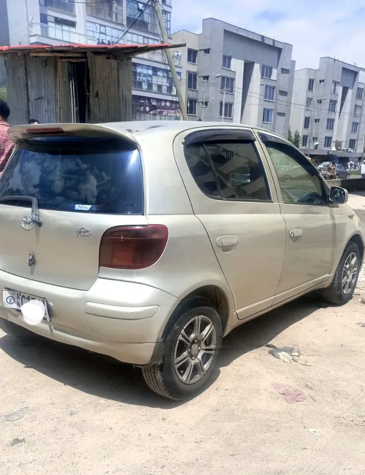 Toyota Vitz 2002 Automatic – photo 4