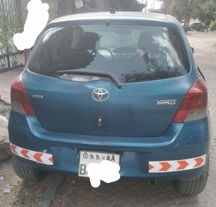 Toyota Compact Yaris 2008 – photo 6