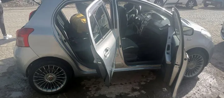 Toyota Yaris 2008 Automatic – photo 5