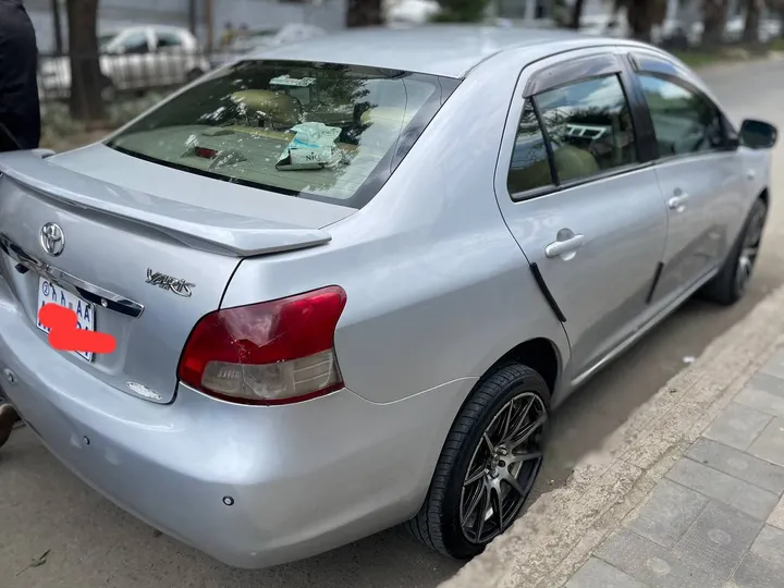 Toyota Yaris Belta 2007 Automatic – photo 3