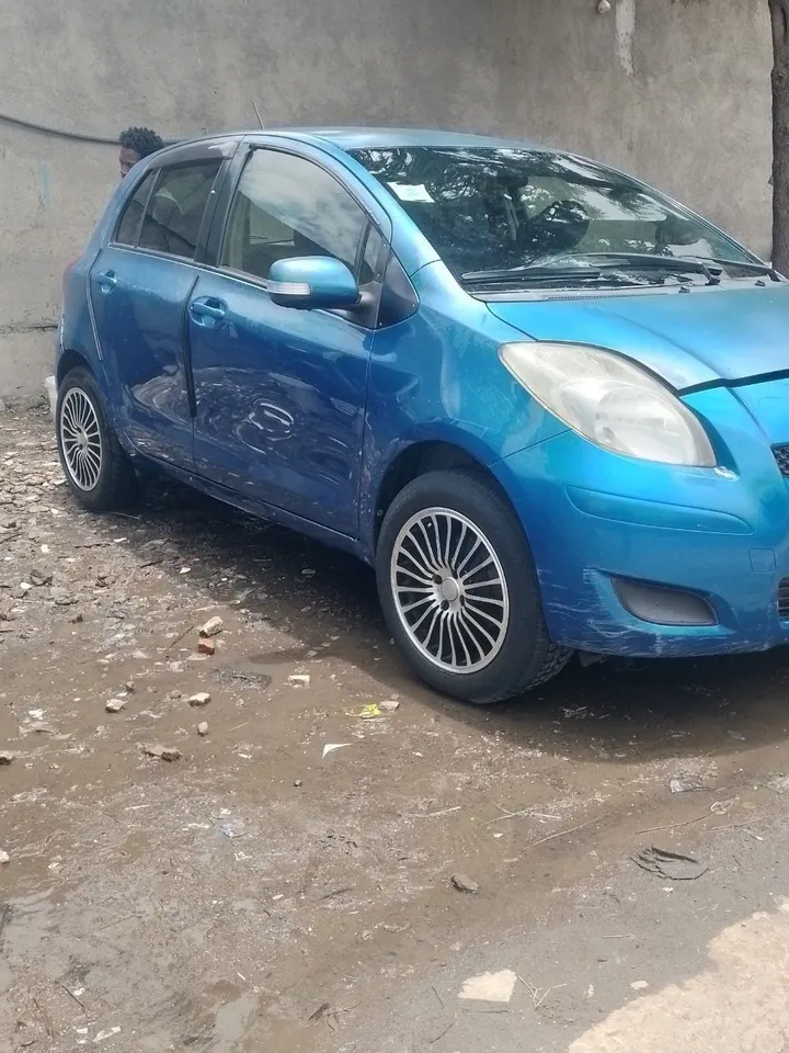 Toyota Compact Yaris 2008 – photo 5