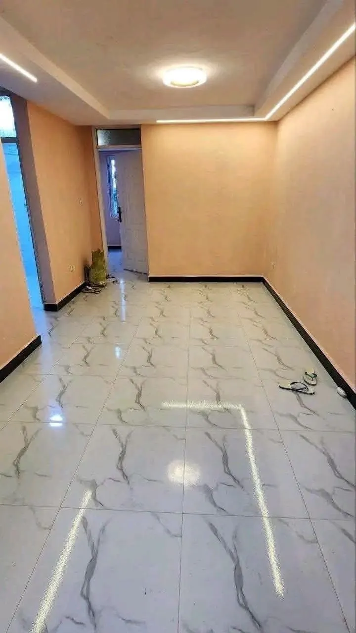 2-Bedroom Condominium in Summit – photo 8