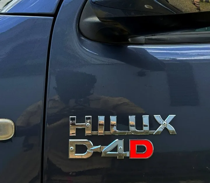 Toyota Hilux D4D 2011 Manual – photo 5