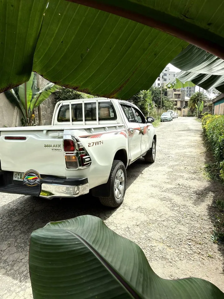 Toyota Hilux 2016 Double Cab – photo 6