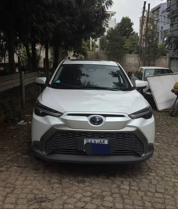 2023 Toyota Frontlander Hybrid SUV – photo 5
