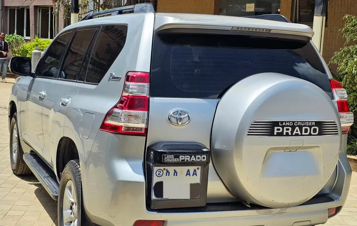 Toyota Land Cruiser Prado 2015 – photo 7