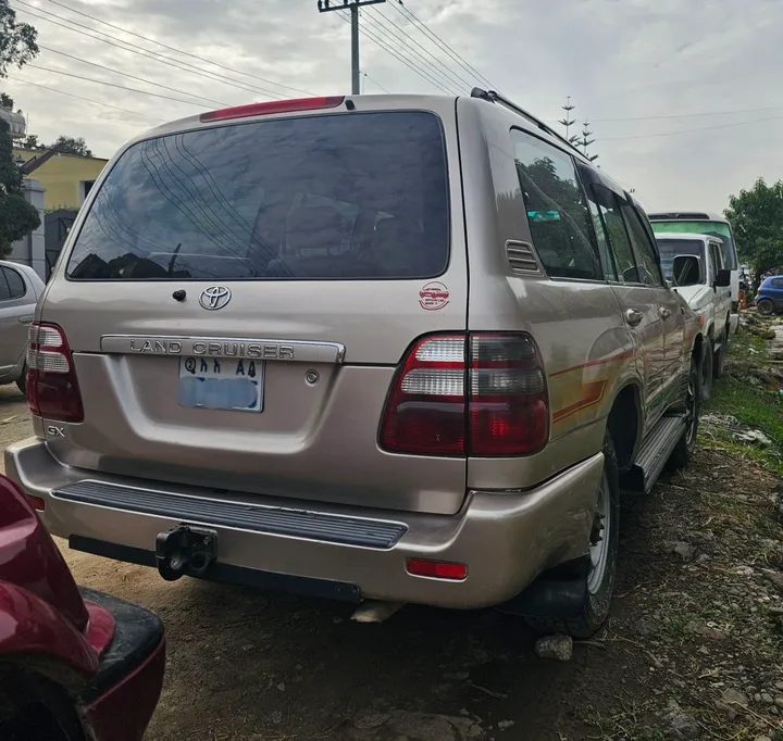 Toyota Land Cruiser 105 2005 – photo 3