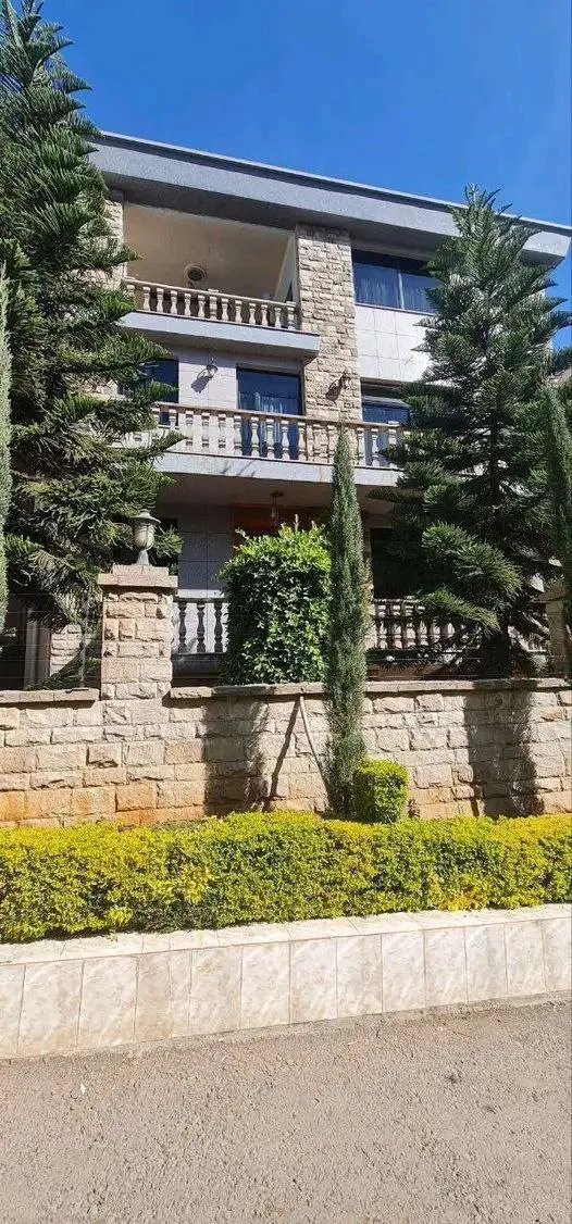 House for Sale in Ayat Compound – photo 3
