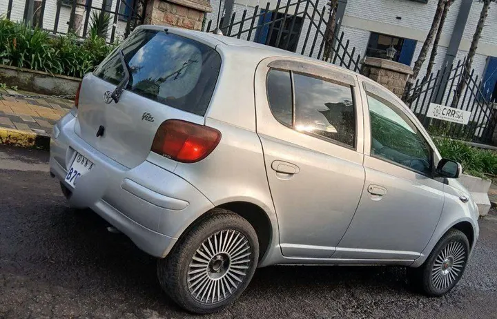 Toyota Vitz 2004 Automatic – photo 6