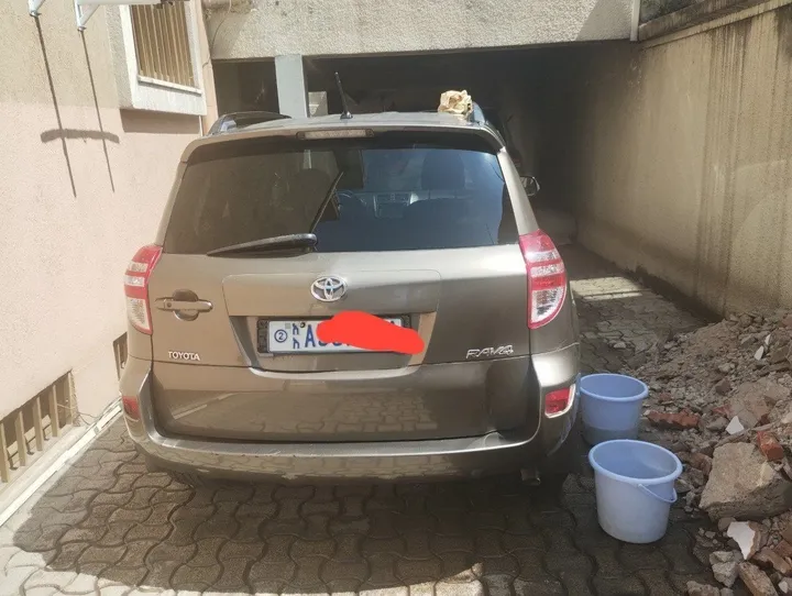 Toyota RAV 4 2013 Automatic – photo 4